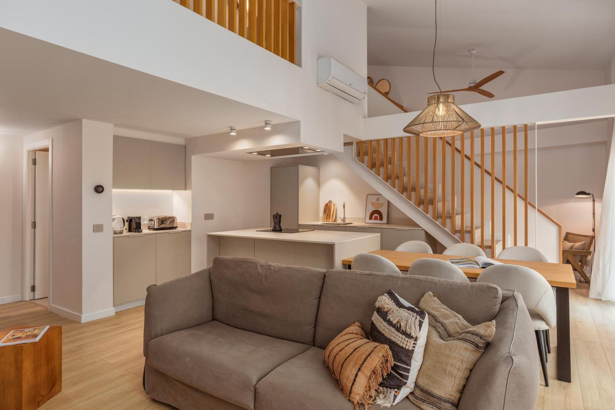 Three-Bedroom Apartment,1501657795:JPEG